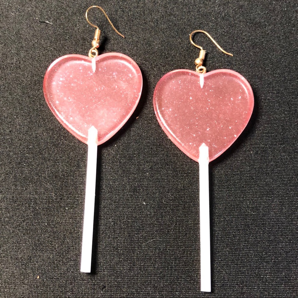Translucent Pink Glitter Heart ‘Lollipop’ Look Dangle Earrings